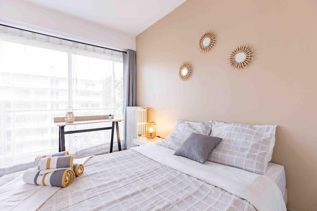 Appartement Avec Parking Et Terrasse Metro 7 Et Paris Villejuif Exterior foto